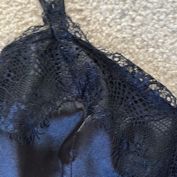 Satin and lace bodysuit, pretty little thing - Picture 3 of 4